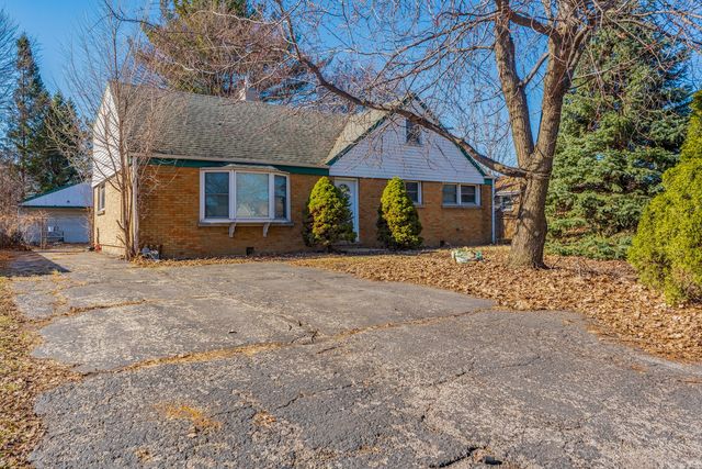 204 S Roy Avenue, Northlake, IL 60164