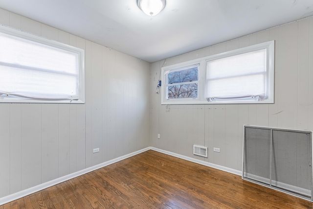 204 S Roy Avenue, Northlake, IL 60164