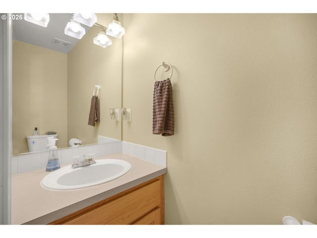 10909 Ne 24TH Ave, Vancouver, WA 98686