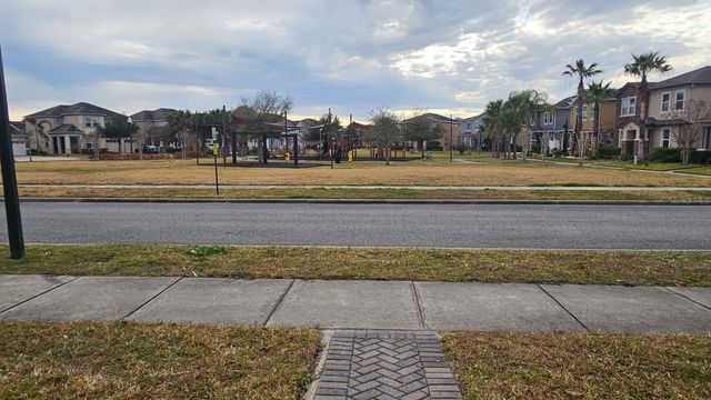 5209 CREEKSIDE PARK AVENUE, Orlando, FL 32811