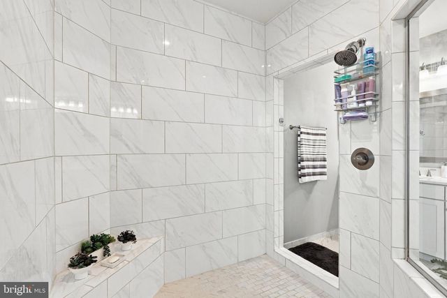 42724 CUSHING TER, Ashburn, VA 20148