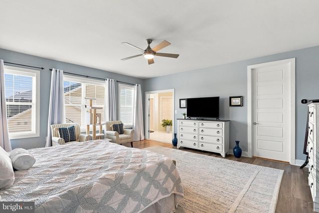 42724 CUSHING TER, Ashburn, VA 20148