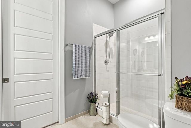 42724 CUSHING TER, Ashburn, VA 20148