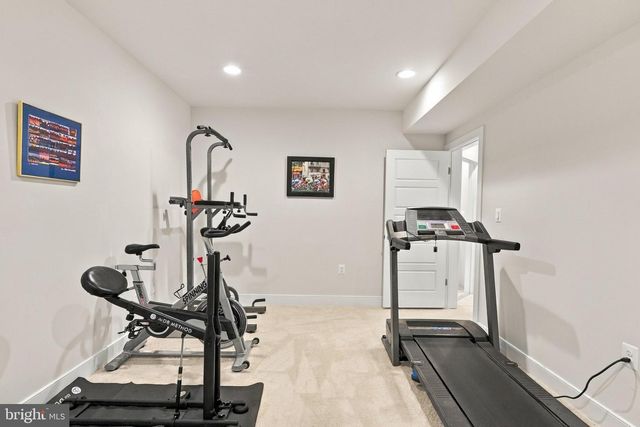 42724 CUSHING TER, Ashburn, VA 20148