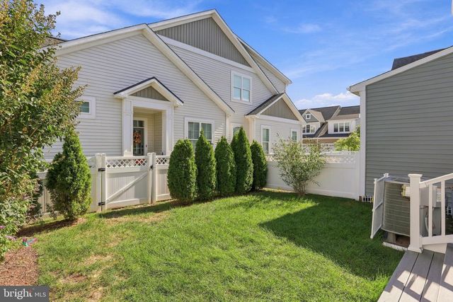 42724 CUSHING TER, Ashburn, VA 20148