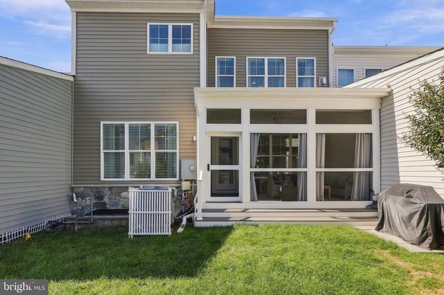 42724 CUSHING TER, Ashburn, VA 20148
