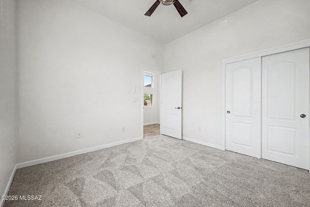 3911 E Ruffian Road, Tucson, AZ 85739