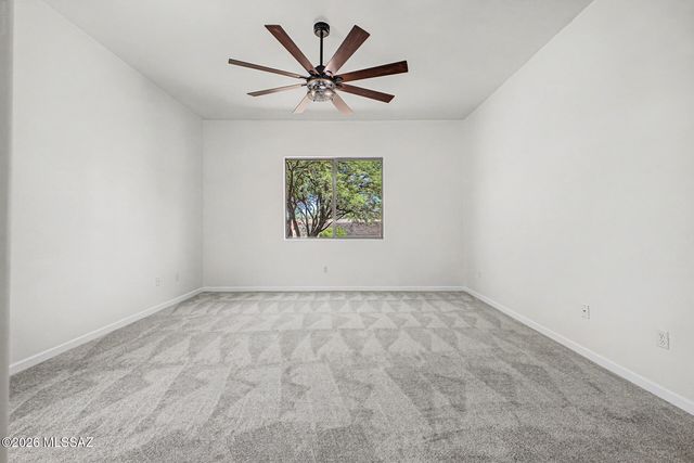 3911 E Ruffian Road, Tucson, AZ 85739