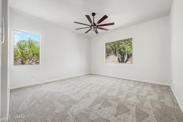 3911 E Ruffian Road, Tucson, AZ 85739