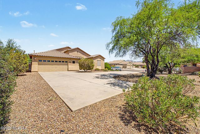 3911 E Ruffian Road, Tucson, AZ 85739