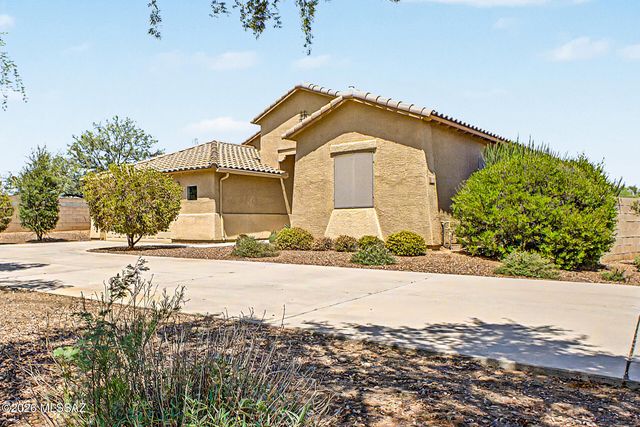 3911 E Ruffian Road, Tucson, AZ 85739