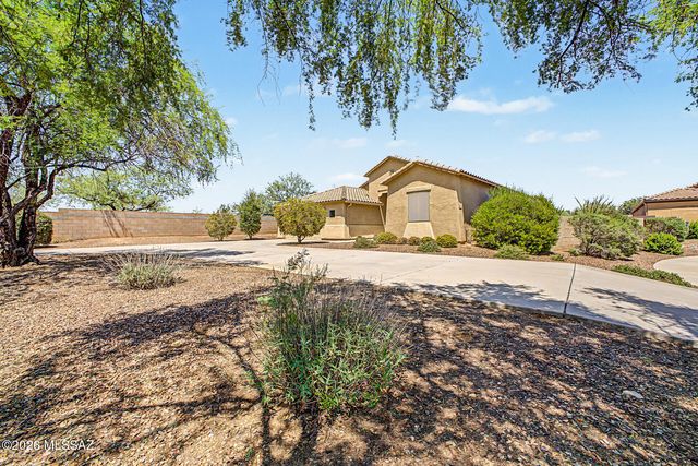 3911 E Ruffian Road, Tucson, AZ 85739