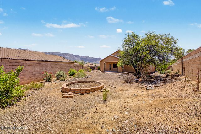 3911 E Ruffian Road, Tucson, AZ 85739
