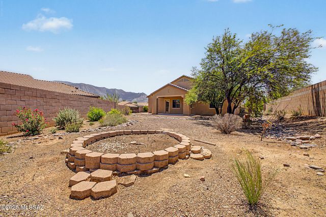 3911 E Ruffian Road, Tucson, AZ 85739