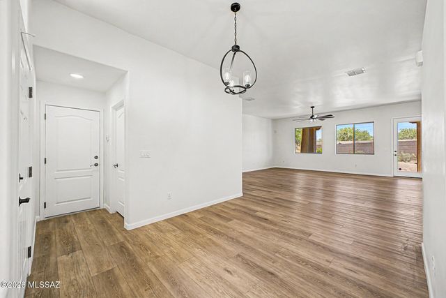3911 E Ruffian Road, Tucson, AZ 85739