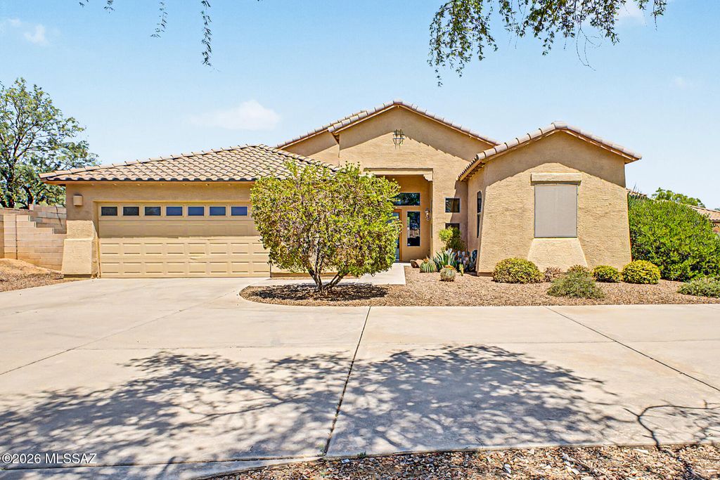 3911 E Ruffian Road, Tucson, AZ 85739
