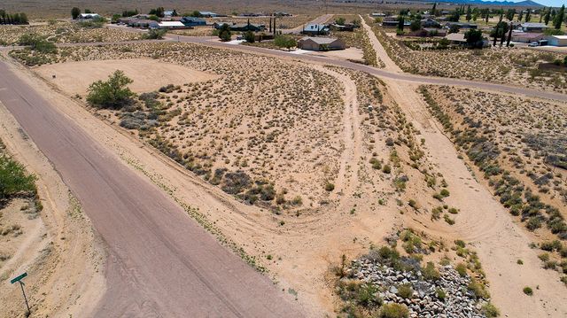 7354 E Blazed Ridge Drive, Kingman, AZ 86401