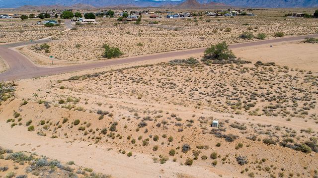7354 E Blazed Ridge Drive, Kingman, AZ 86401