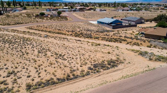 7354 E Blazed Ridge Drive, Kingman, AZ 86401