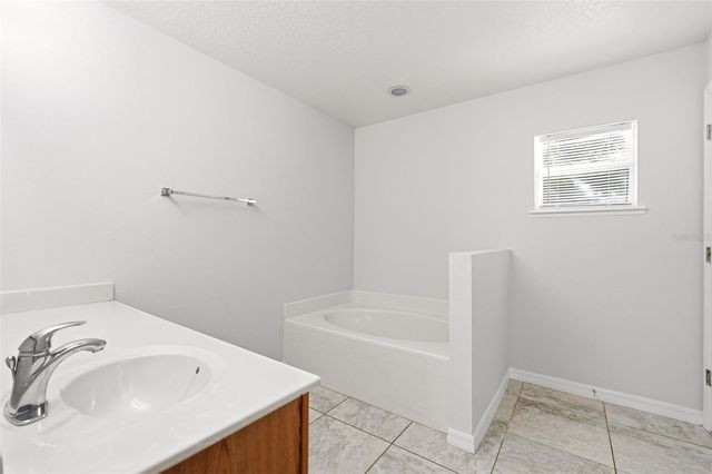955 LOUVRE COURT, Kissimmee, FL 34759