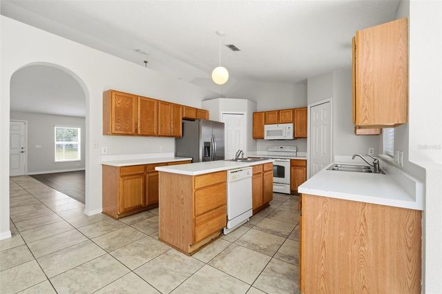 955 LOUVRE COURT, Kissimmee, FL 34759