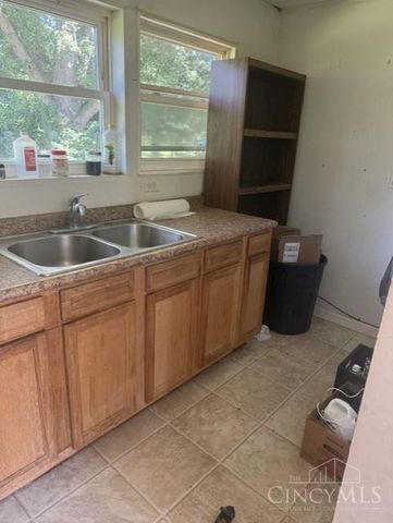 2160 Pinney Lane, Springfield Twp., OH 45231