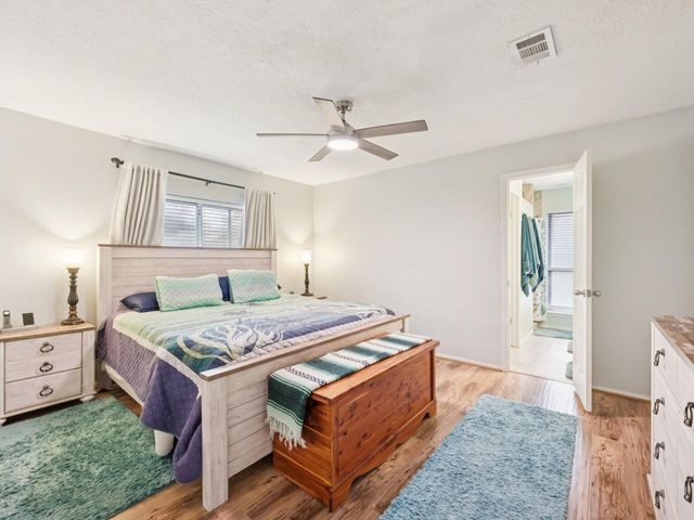 16755 Schooners Way, Friendswood, TX 77546