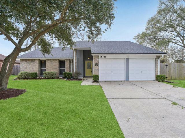 16755 Schooners Way, Friendswood, TX 77546