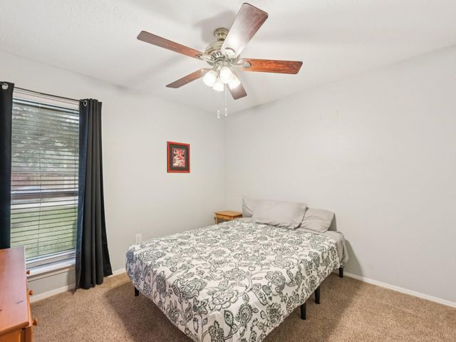 16755 Schooners Way, Friendswood, TX 77546