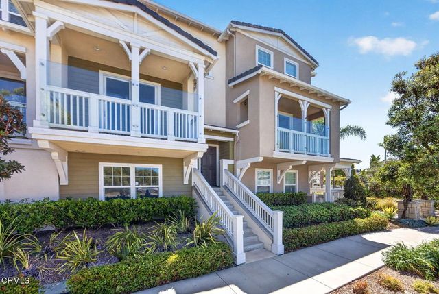 1952 Victoria Avenue, Oxnard, CA 93035