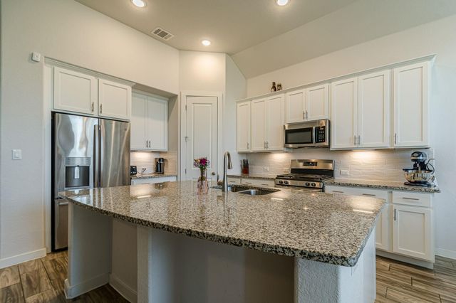 148 Emerald Green RD, San Marcos, TX 78666