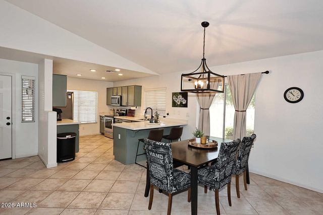 8818 W Melinda Lane, Peoria, AZ 85382