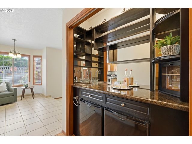 3200 Sw 24TH St, Gresham, OR 97080