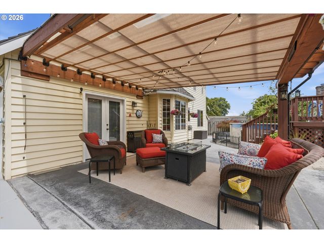 3200 Sw 24TH St, Gresham, OR 97080