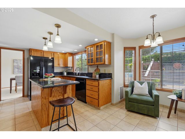 3200 Sw 24TH St, Gresham, OR 97080