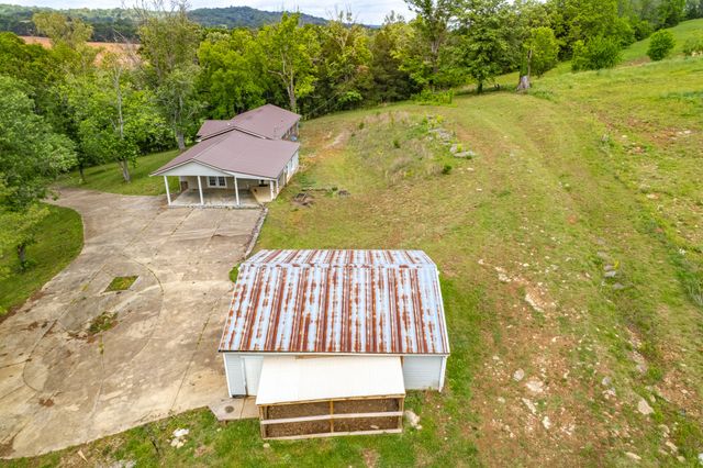 4187 Booker Farm Rd, Hampshire, TN 38461