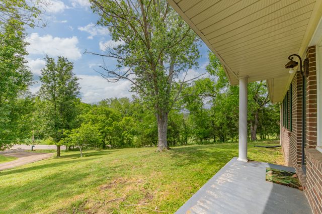 4187 Booker Farm Rd, Hampshire, TN 38461