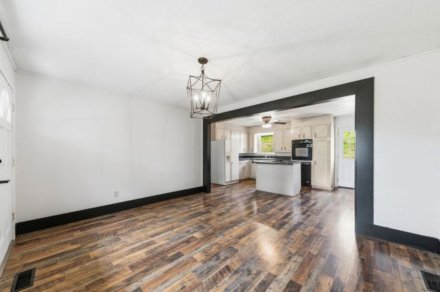 4187 Booker Farm Rd, Hampshire, TN 38461