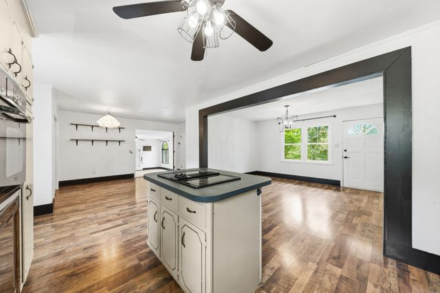 4187 Booker Farm Rd, Hampshire, TN 38461