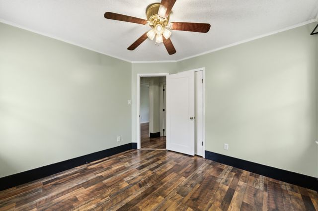 4187 Booker Farm Rd, Hampshire, TN 38461