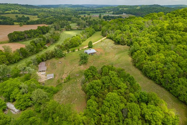 4187 Booker Farm Rd, Hampshire, TN 38461