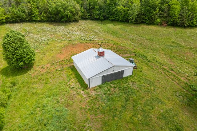 4187 Booker Farm Rd, Hampshire, TN 38461