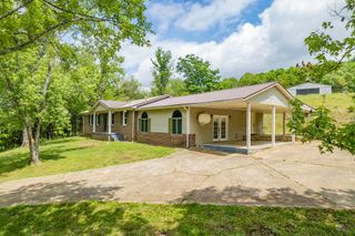 4187 Booker Farm Rd, Hampshire, TN 38461