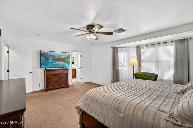 2442 E WINGED FOOT Drive, Chandler, AZ 85249