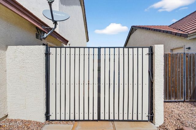 2442 E WINGED FOOT Drive, Chandler, AZ 85249