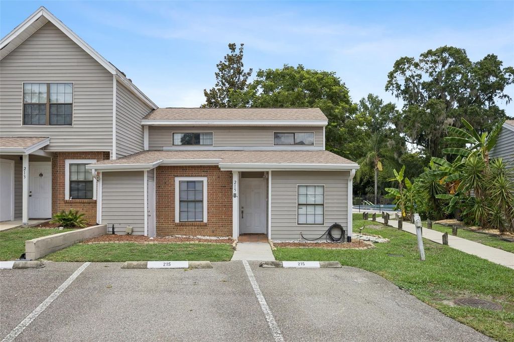 215 ARBOR CIRCLE, Sanford, FL 32773