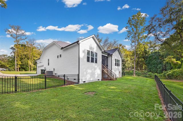 1061 Kendrick Road, Clover, SC 29710
