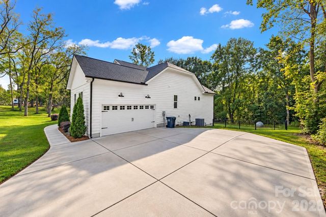 1061 Kendrick Road, Clover, SC 29710