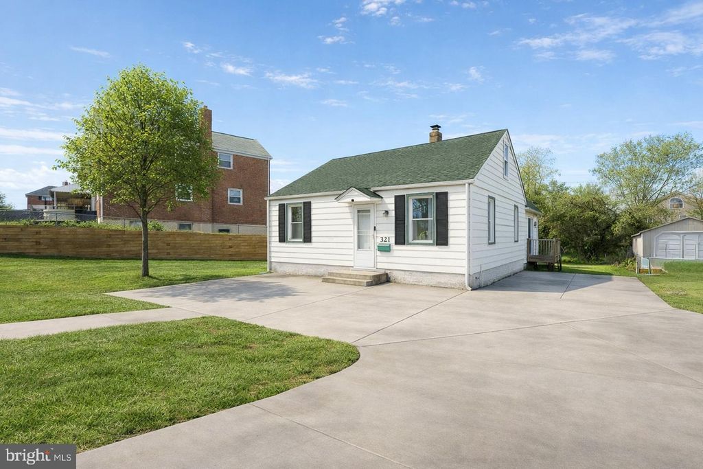 321 TRAPPE RD, Dundalk, MD 21222