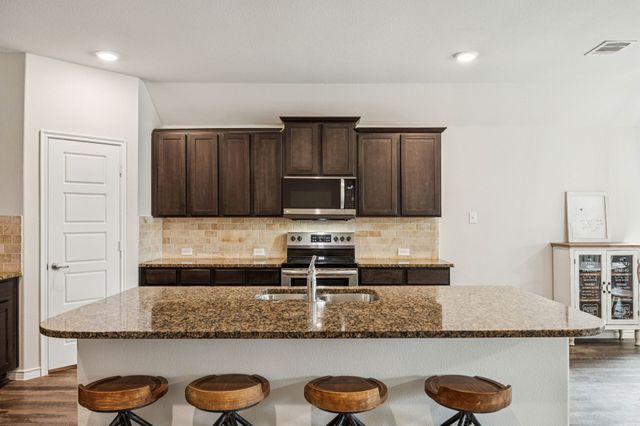 3201 Honeycomb Way, Royse City, TX 75189